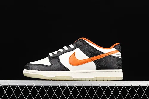 All categories Nk SB Dunk series Nk SB Dunk Low low-top sneakers F version Nk SB Dunk Low "Halloween" black and white orange luminous Halloween SB smashing backboard fashion casual sneakers DD3357-100